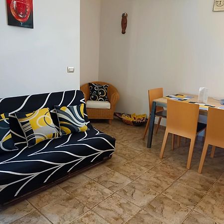 Casa Zenobio Lägenhet Pabillonis Exteriör bild
